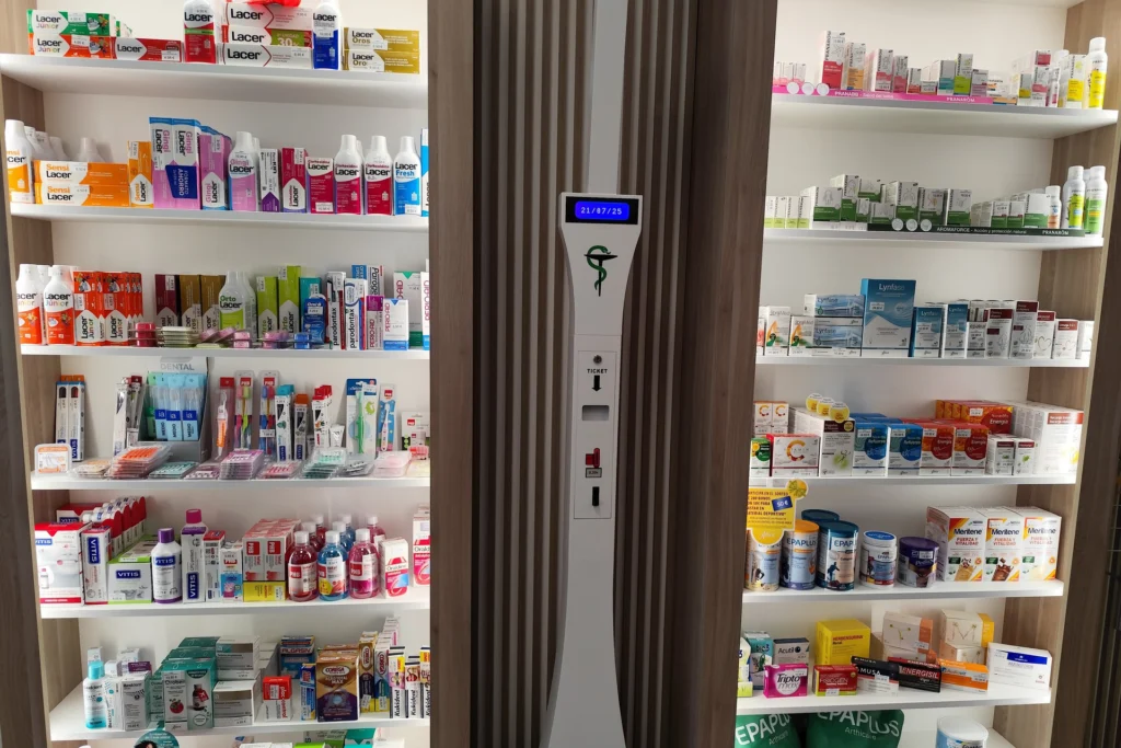 Productos para higiene bucal en Farmacia Cristina Cantos
