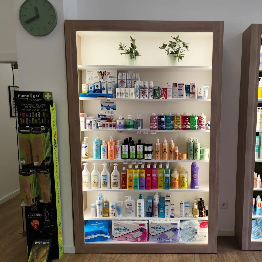 Foto interior Farmacia Cristina Cantos 3